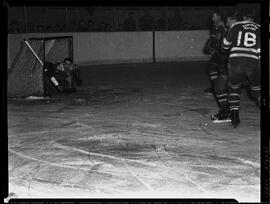 Hockey, Dutchmen Action