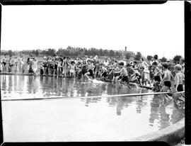 Sheppard School Open New Wading Pool