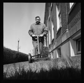 Economical Insurance Company, Lawn Mower