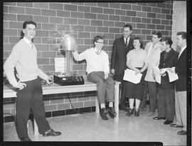 Waterloo University, Opening Physics Building