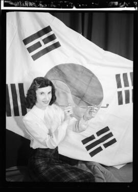 Korean Flag, Pipe