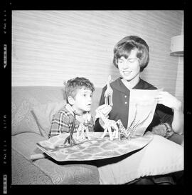 Dagg, Mrs. Ian, Giraffe Expert