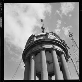 City Hall, Clock Washing