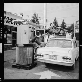 Schaus Service Station, Robot Serves Gas