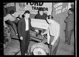 Waterloo Tractor Club (Waterloo)