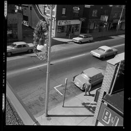 Christmas Decorations, Preview of New Decorations For King St., Kitchener
