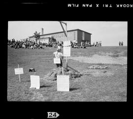 University of Waterloo, Burning Effigy